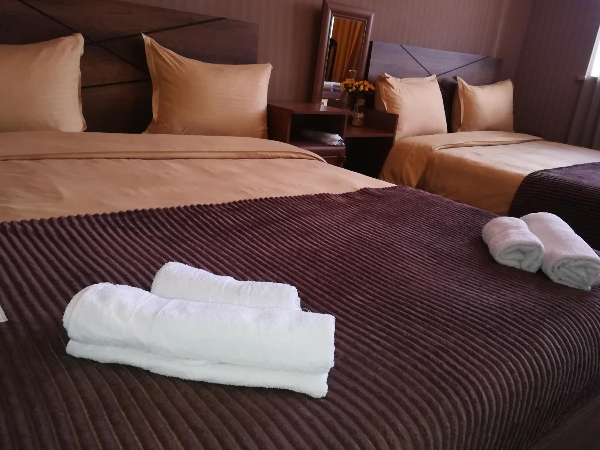 Golden Gate Hotell Akhaltsikhe  Eksteriør bilde